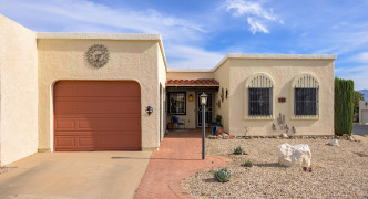 566 W Ocotillo Place, Green Valley