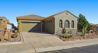 1890 W Acacia Bluffs Drive, Green Valley