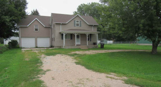 504 N Brooks , Kenesaw