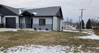 111 N Ash Street , Leigh