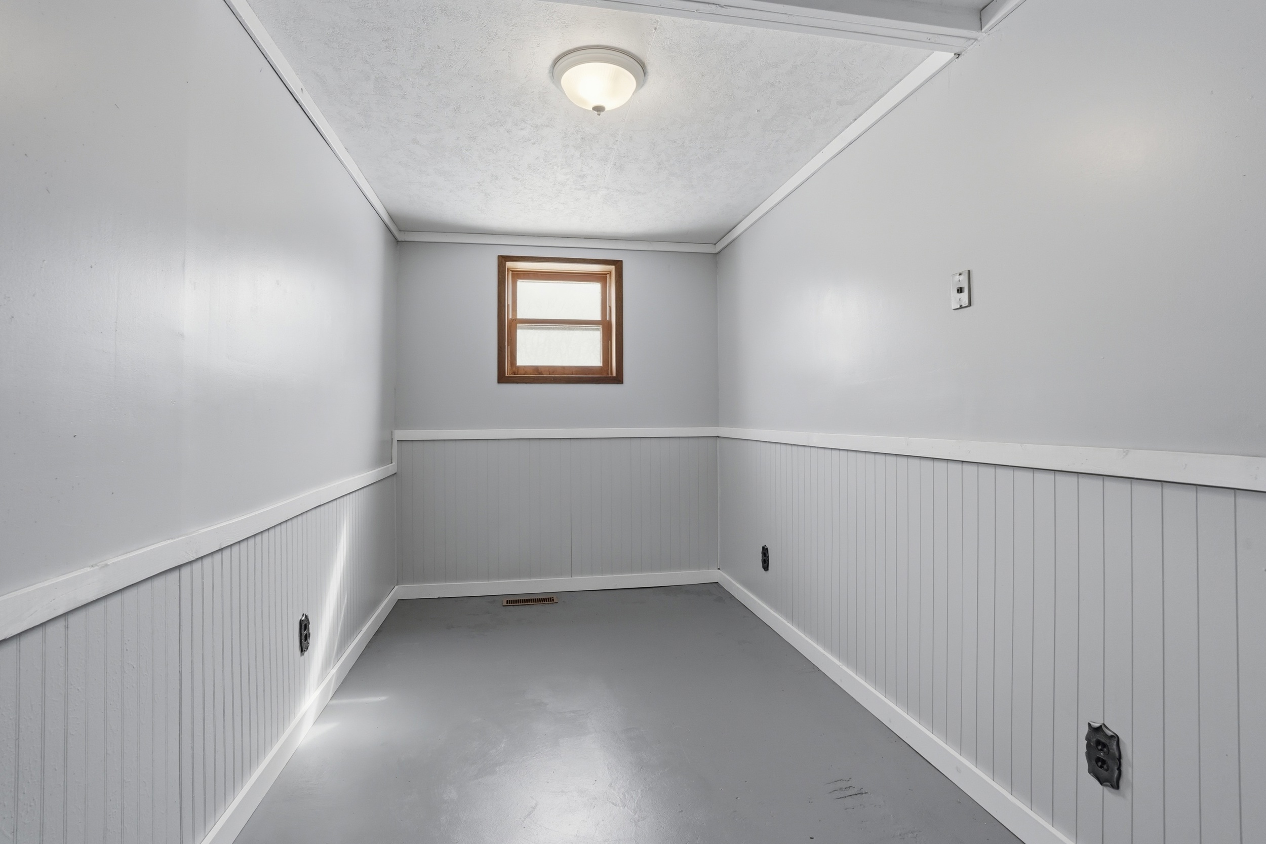 12916 250th Ave N - image 31