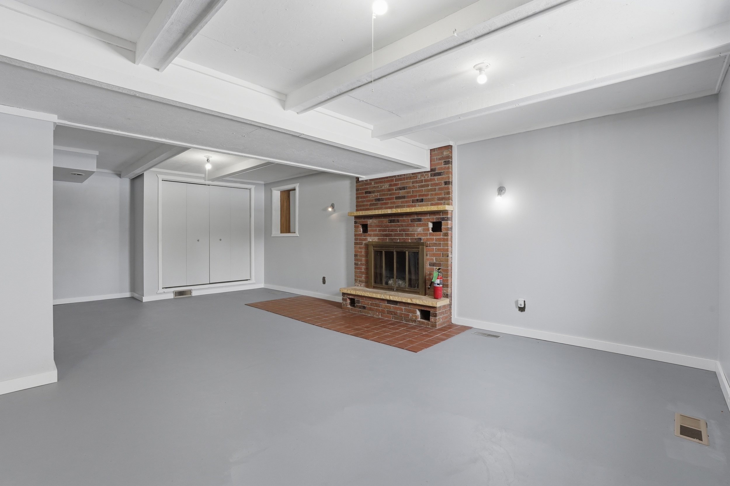 12916 250th Ave N - image 29