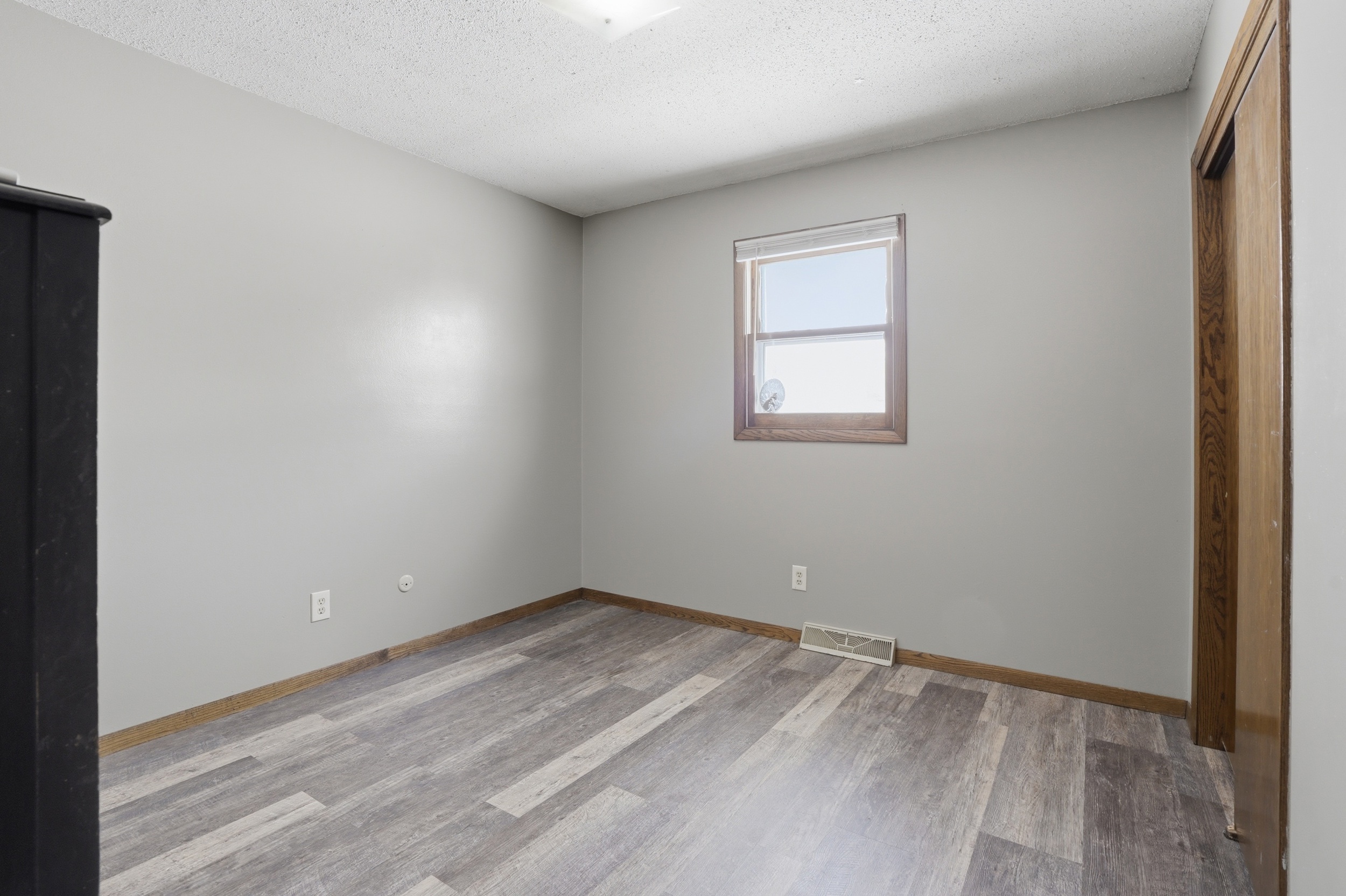 12916 250th Ave N - image 28