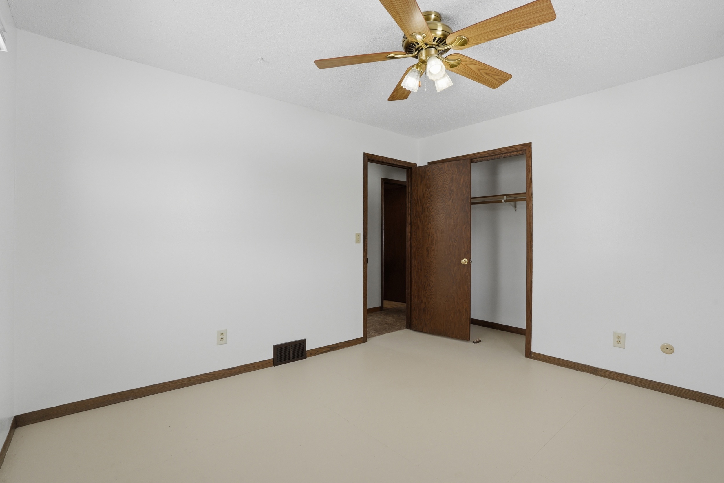 12916 250th Ave N - image 26