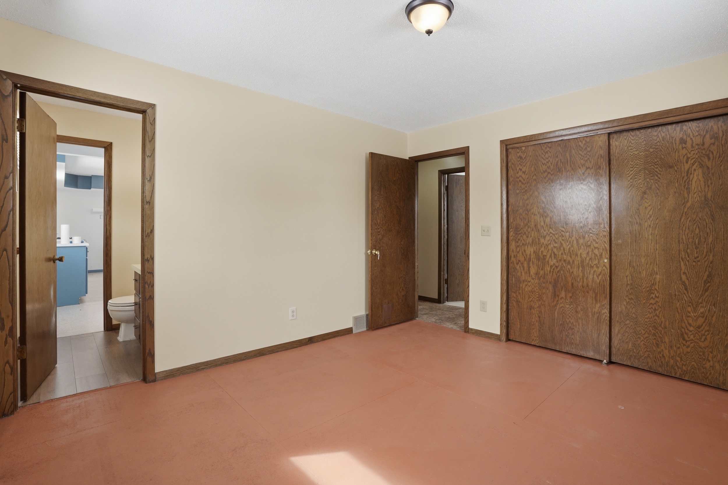 12916 250th Ave N - image 24