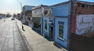 116 W Broadway Street