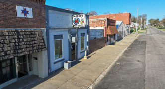 116 W Broadway Street