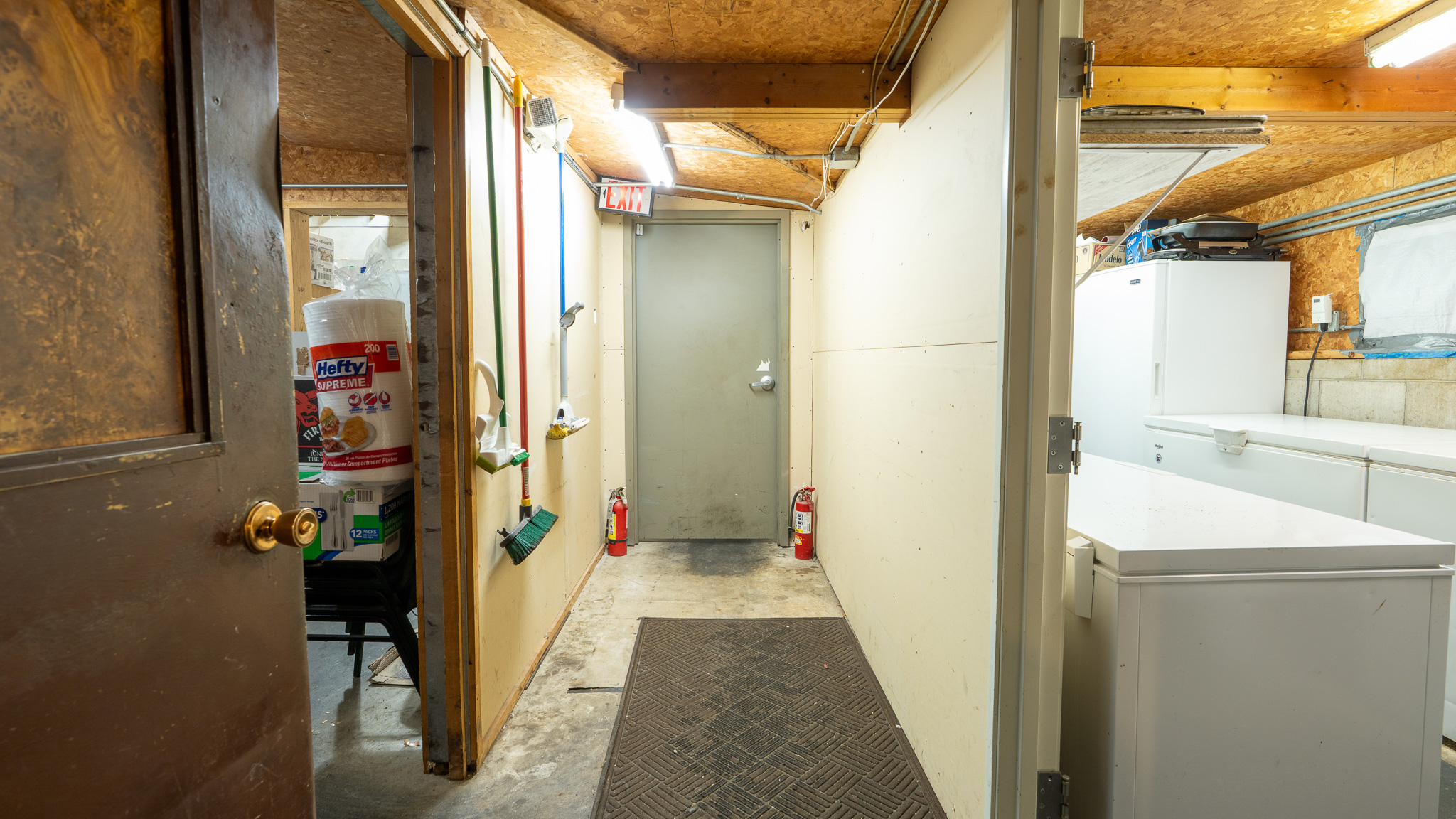 116 W Broadway Street - image 30