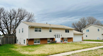 118 Villa Mar Dee , Grand Island