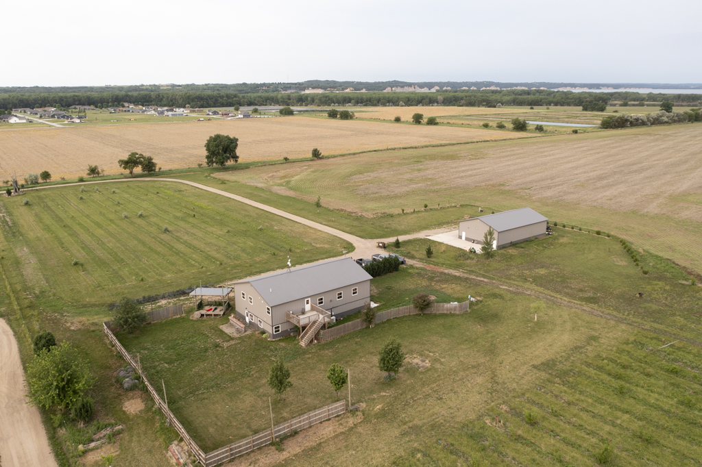 4200 Alphonse Rd - image 6