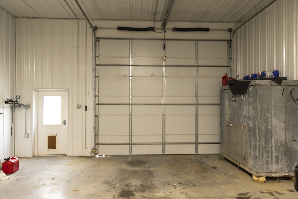 4200 Alphonse Rd - image 36