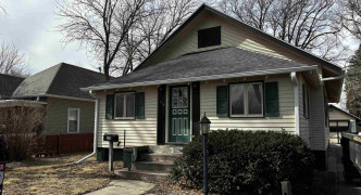 715 N Webster Avenue , Hastings
