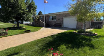 1875 CEDAR STREET , Gering