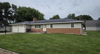 305 N Fourth Avenue , Kenesaw