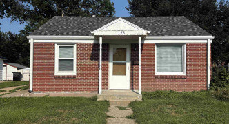 1128 N Saunders Avenue , Hastings