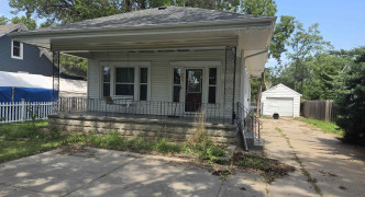 403 E 7th Street , Hastings