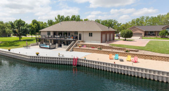 361 Sunset Dr. , Doniphan