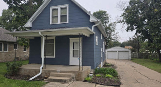 1207 N Cedar Avenue , Hastings